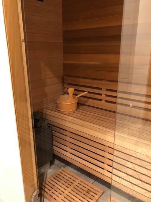 Luxurious Appartement With Sauna And Kitchen In Center Of Dordrecht Exterior photo